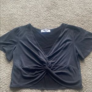 Double Zero Black Twist-Front Top